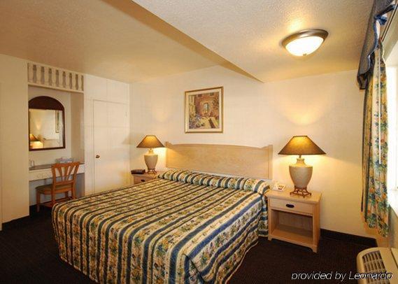 Lodge Econo On Historic Route 66