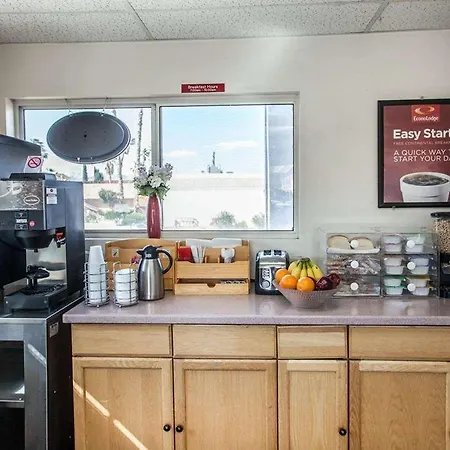 Econo Lodge On Historic Route 66 