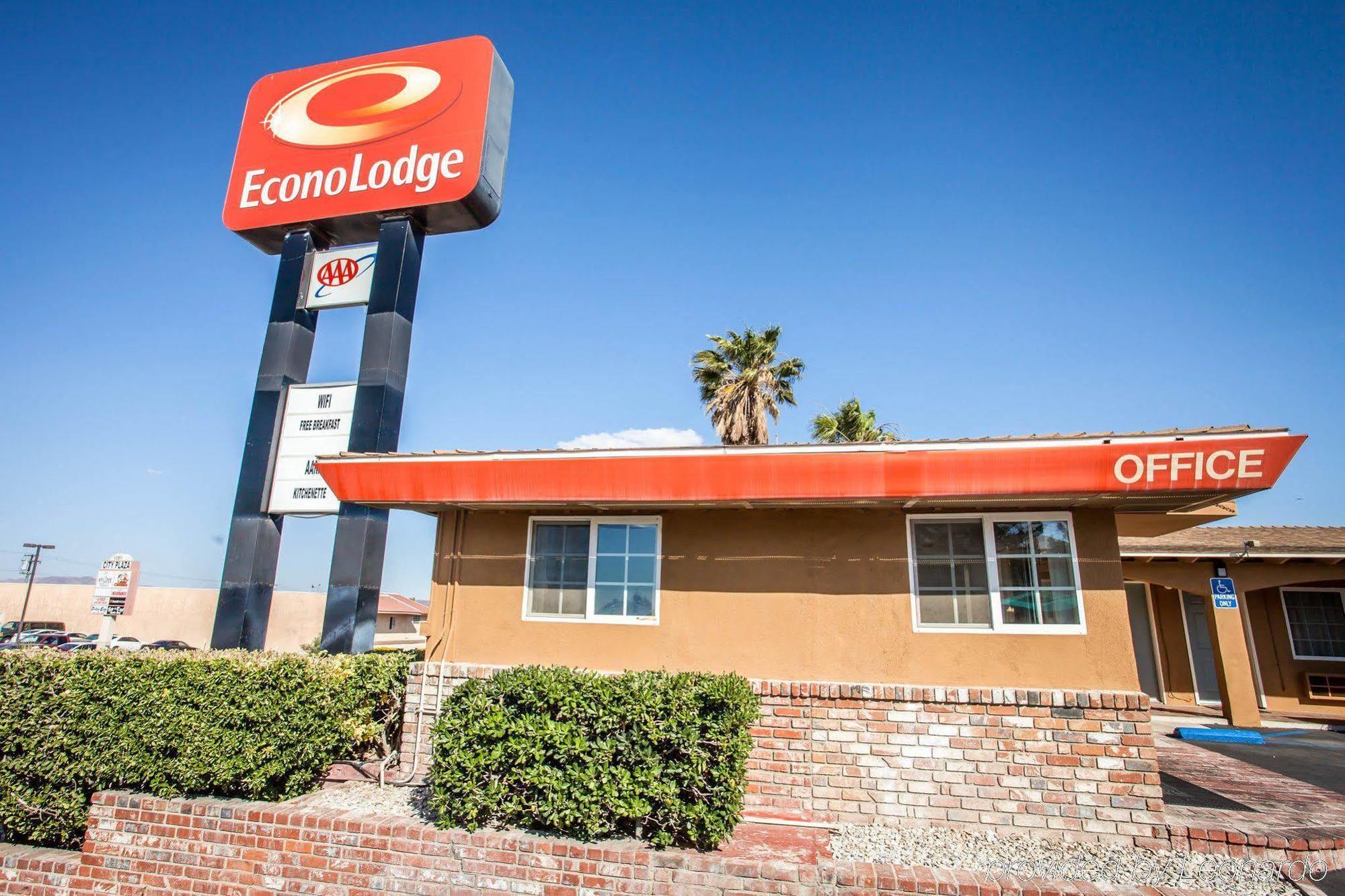 Econo On Historic Route 66